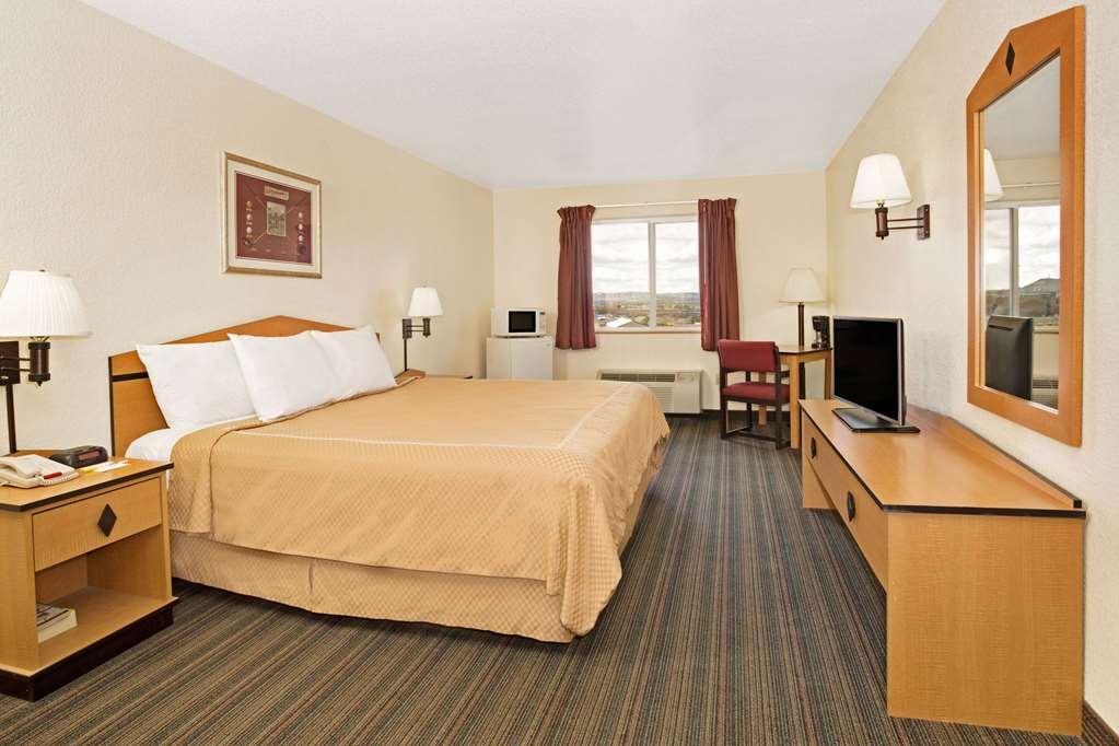 Days Inn & Suites By Wyndham Castle Rock Kamer foto