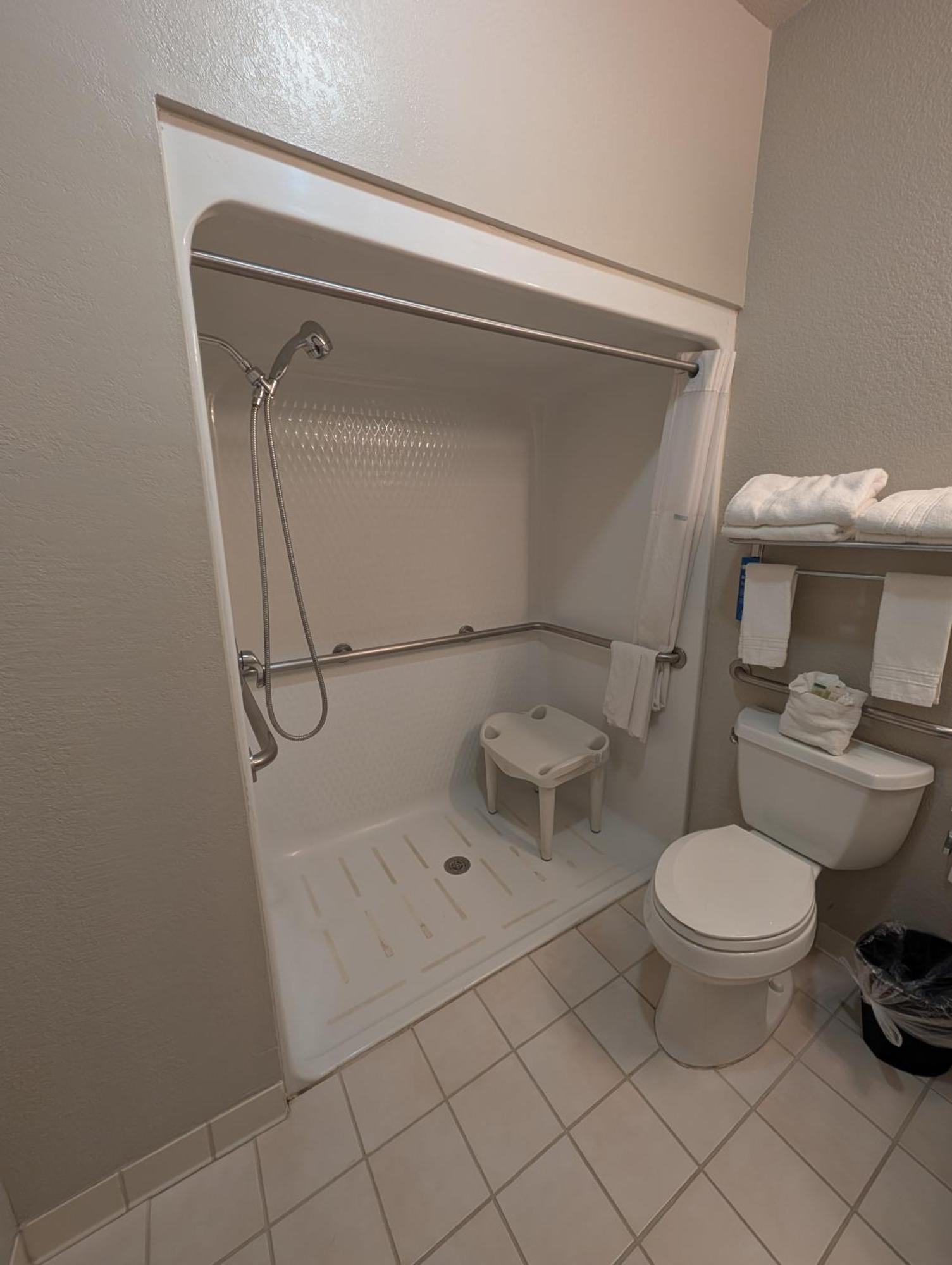 Days Inn & Suites By Wyndham Castle Rock Buitenkant foto