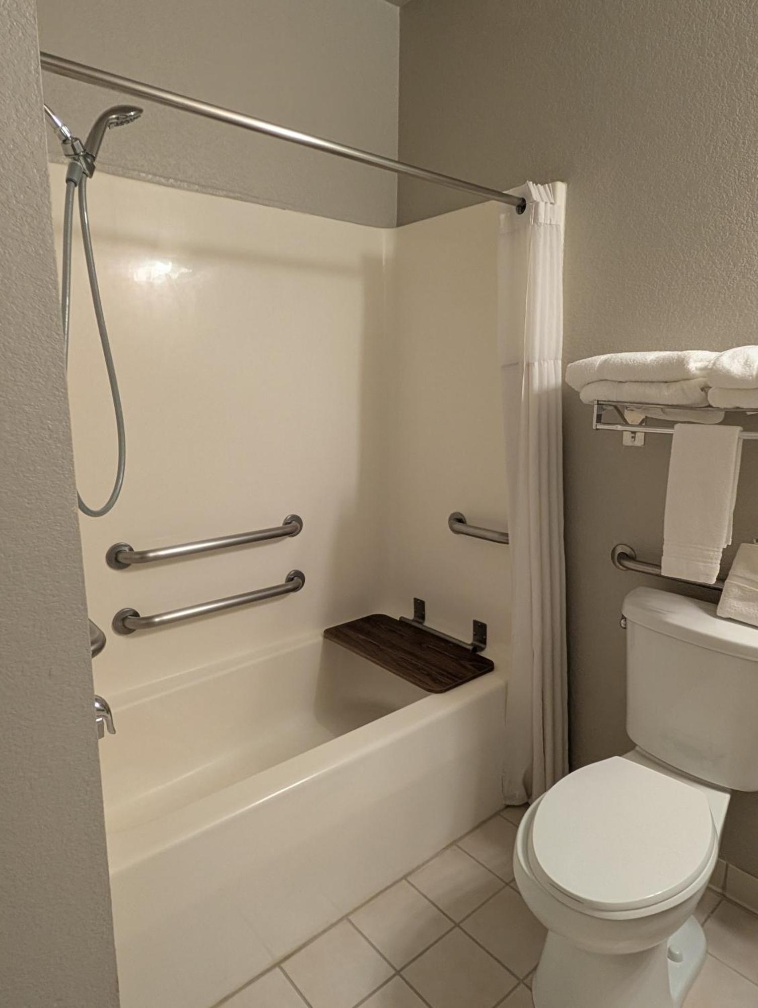 Days Inn & Suites By Wyndham Castle Rock Buitenkant foto