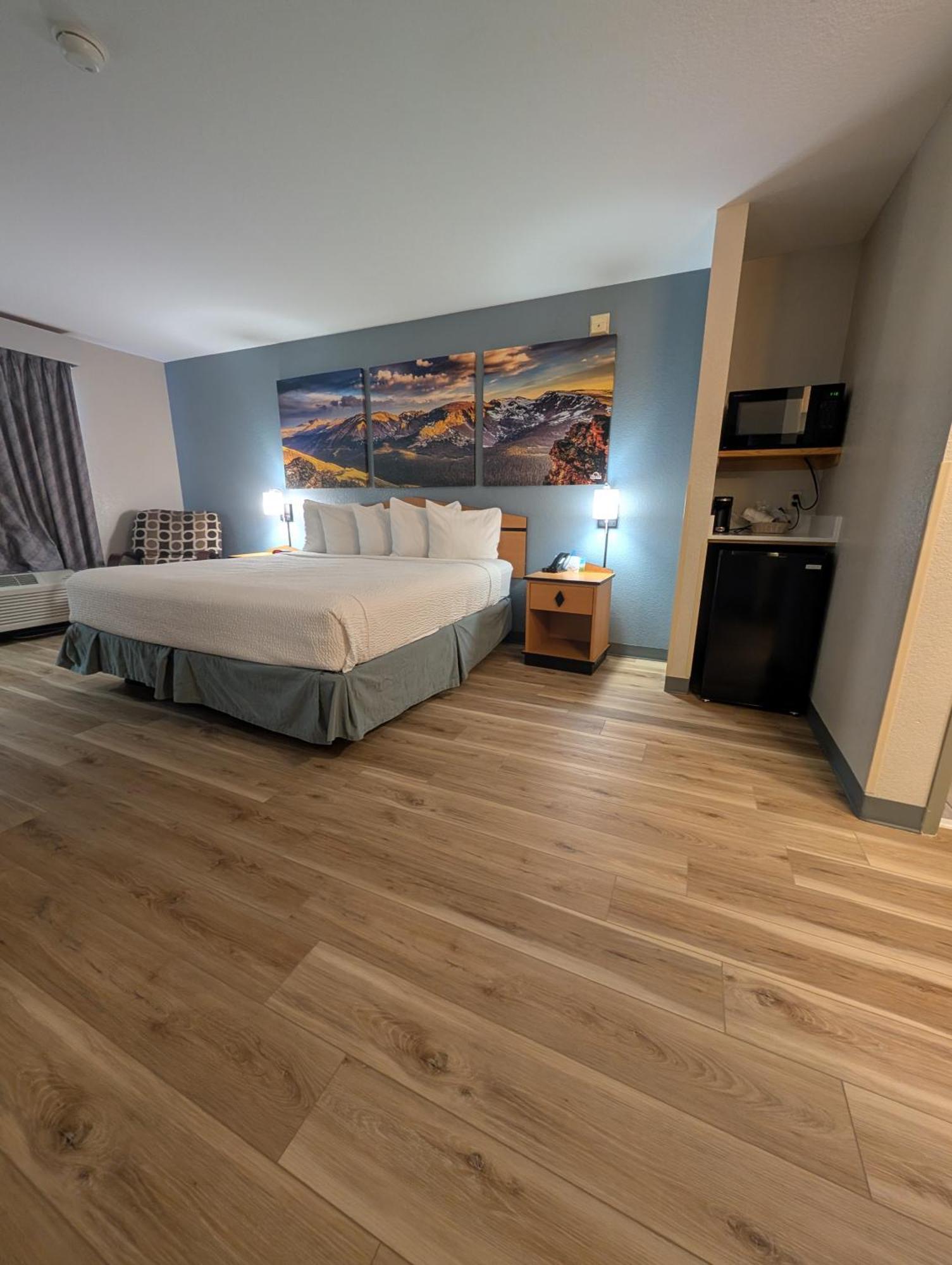 Days Inn & Suites By Wyndham Castle Rock Buitenkant foto